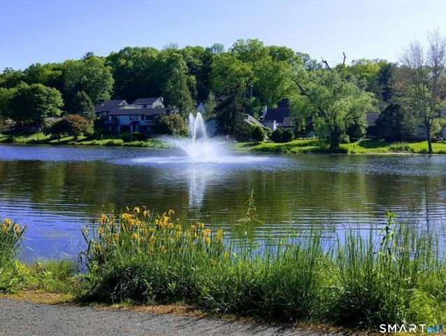 328 Heritage Village A, Southbury, CT 06488