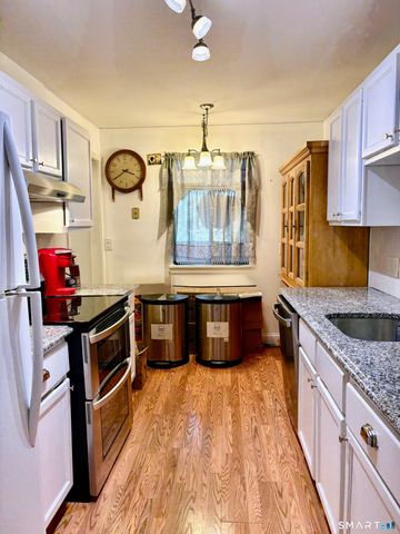 328 Heritage Village A, Southbury, CT 06488