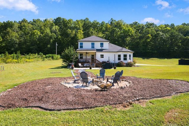 2848 Garners Creek Rd, Dickson, TN 37055