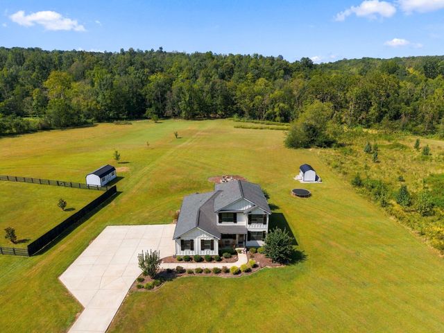 2848 Garners Creek Rd, Dickson, TN 37055