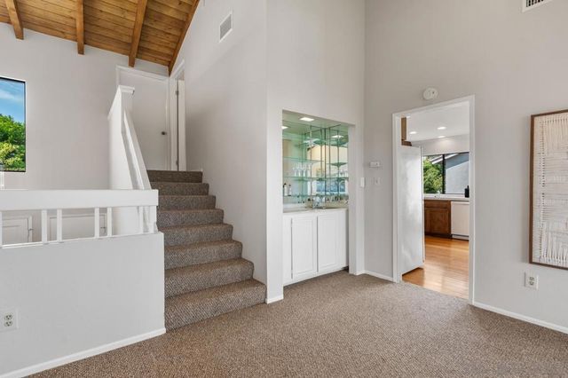 6585 Caminito Scioto, La Jolla, CA 92037