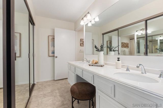 6585 Caminito Scioto, La Jolla, CA 92037