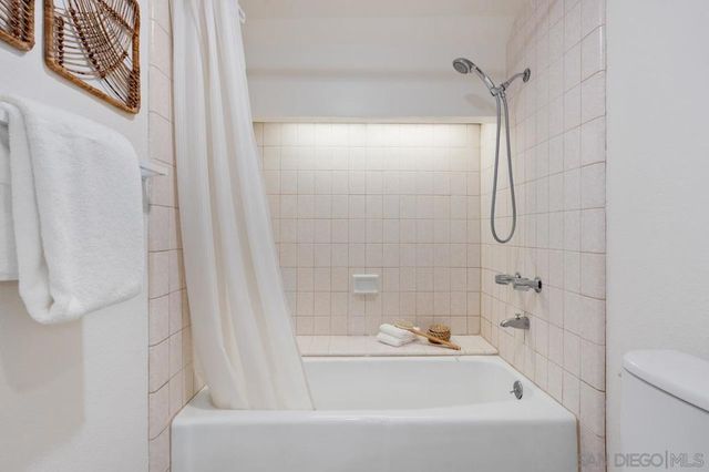 6585 Caminito Scioto, La Jolla, CA 92037