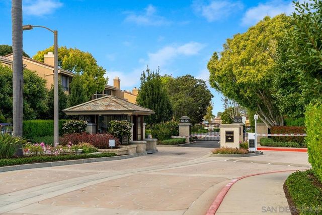 6585 Caminito Scioto, La Jolla, CA 92037