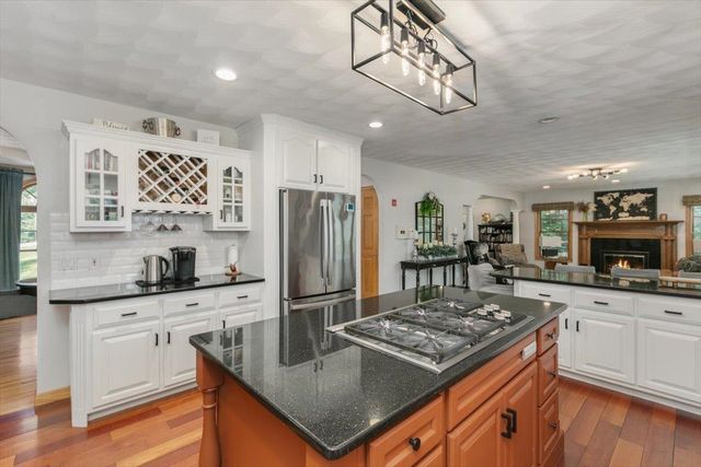 3 Rocking Chair Lane, Atkinson, NH 03811