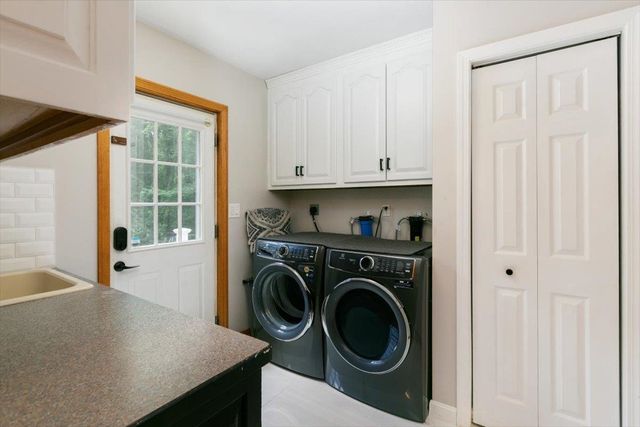 3 Rocking Chair Lane, Atkinson, NH 03811