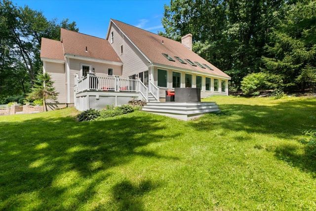 3 Rocking Chair Lane, Atkinson, NH 03811