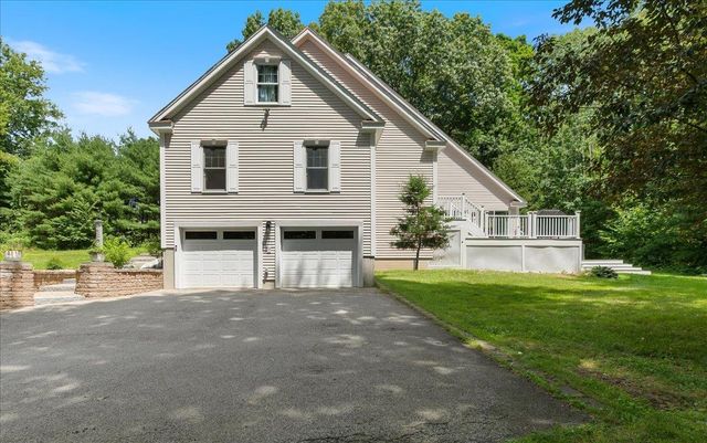 3 Rocking Chair Lane, Atkinson, NH 03811
