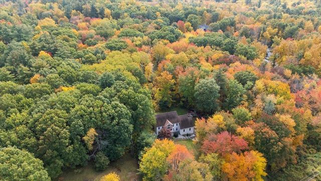 3 Rocking Chair Lane, Atkinson, NH 03811