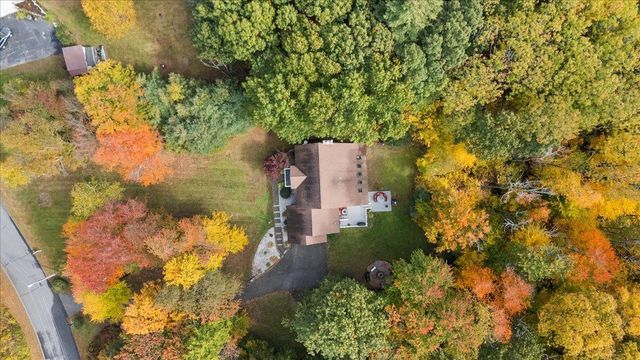 3 Rocking Chair Lane, Atkinson, NH 03811