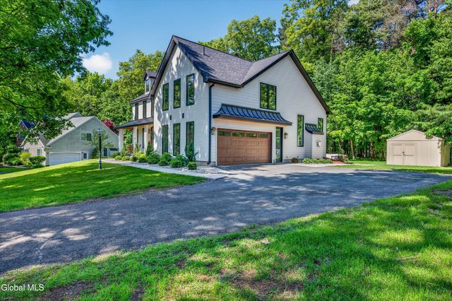 8 Emmons Drive, Clifton Park, NY 12065
