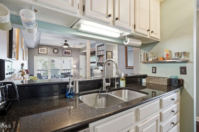 700 Bishops Park 306, Raleigh, NC 27605