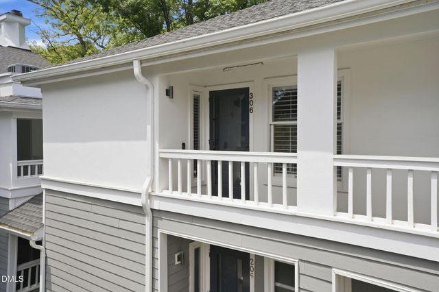 700 Bishops Park 306, Raleigh, NC 27605