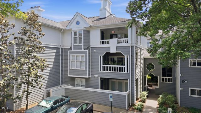 700 Bishops Park 306, Raleigh, NC 27605