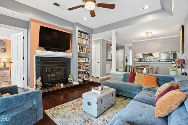 700 Bishops Park 306, Raleigh, NC 27605
