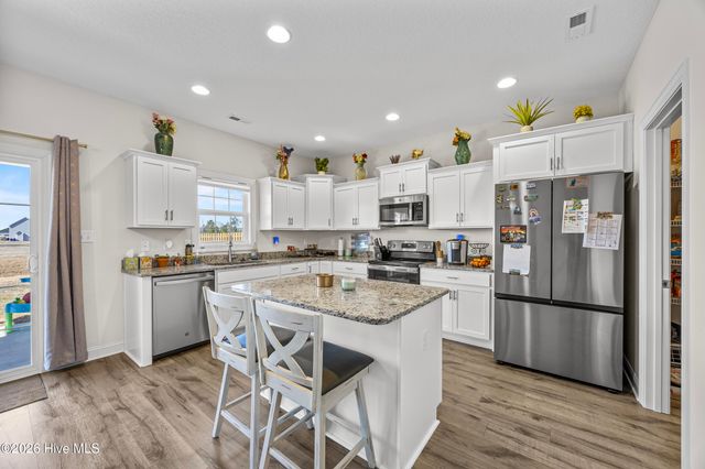 646 Indigo Johnston Drive, Jacksonville, NC 28546