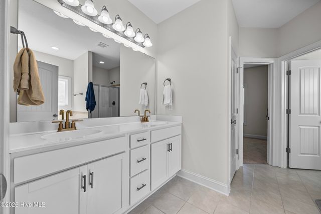 646 Indigo Johnston Drive, Jacksonville, NC 28546