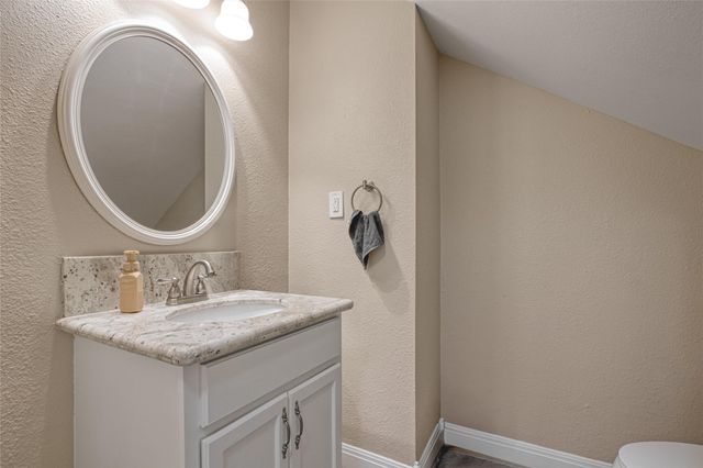 715 Avenue D, South Houston, TX 77587