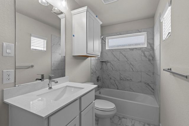 3207 Bushy Hawthorne Drive, Conroe, TX 77301