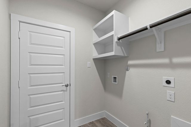 3207 Bushy Hawthorne Drive, Conroe, TX 77301