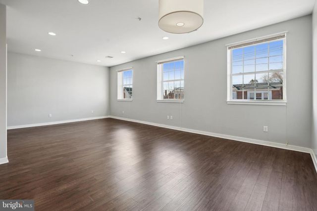 413 JEFFERSON ST #4, East Greenville, PA 18041