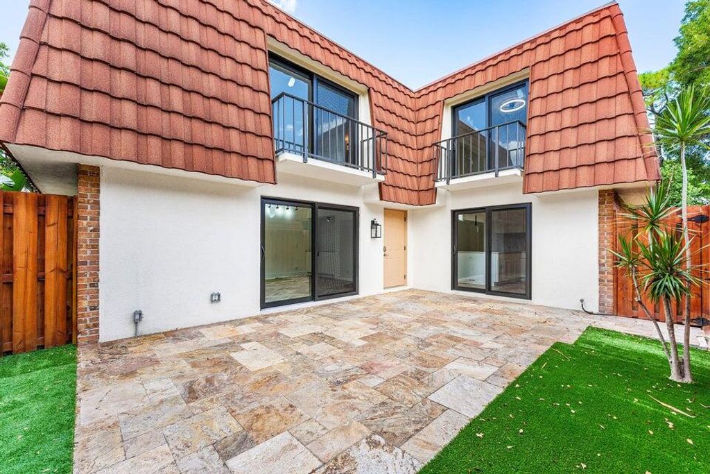 3007 San Clara Drive 5-B, Delray Beach, FL 33445