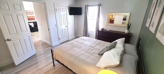 4200 South Valley View Boulevard 2012, Las Vegas, NV 89103