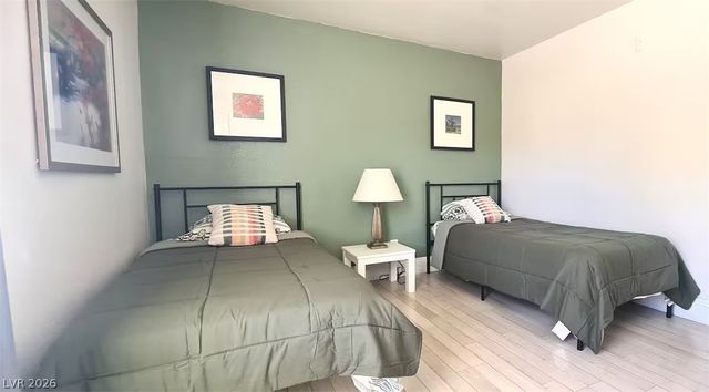 4200 South Valley View Boulevard 2012, Las Vegas, NV 89103