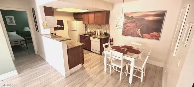 4200 South Valley View Boulevard 2012, Las Vegas, NV 89103