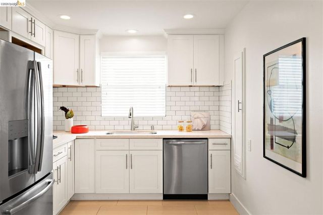 2861 Downer Ave, Richmond, CA 94804