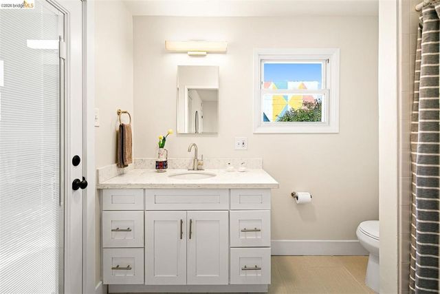 2861 Downer Ave, Richmond, CA 94804
