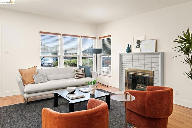 2861 Downer Ave, Richmond, CA 94804