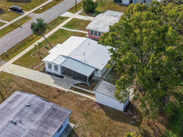 8822 AERO AVENUE, North Port, FL 34287