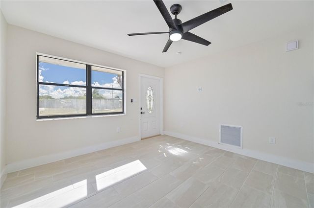 8822 AERO AVENUE, North Port, FL 34287