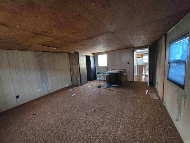 1228 E 3rd Street, Mount Vernon, IN 47620