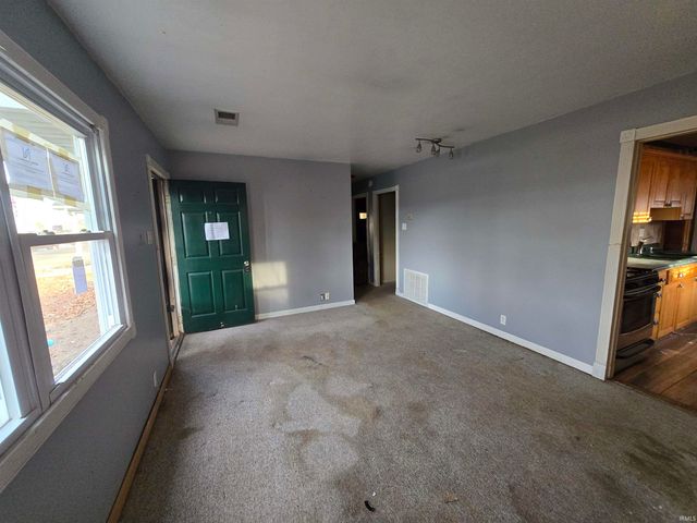 1228 E 3rd Street, Mount Vernon, IN 47620