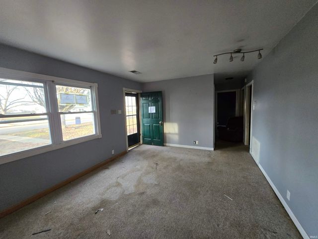 1228 E 3rd Street, Mount Vernon, IN 47620