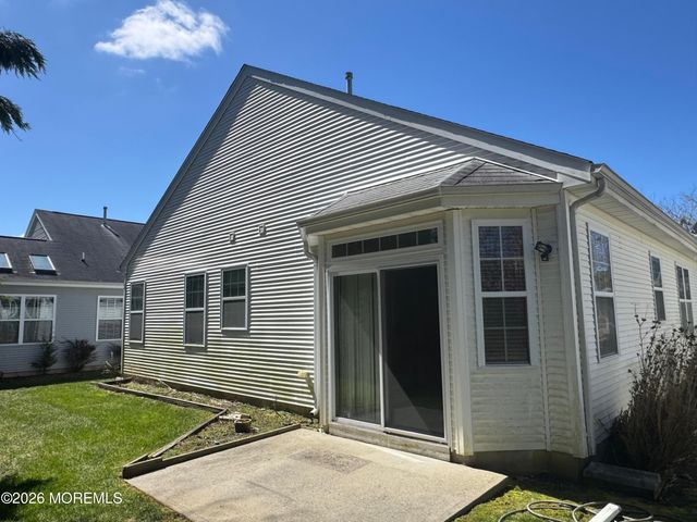 11 Lilly Drive, Little Egg Harbor, NJ 08087