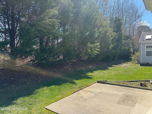 11 Lilly Drive, Little Egg Harbor, NJ 08087