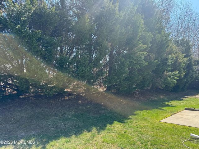 11 Lilly Drive, Little Egg Harbor, NJ 08087