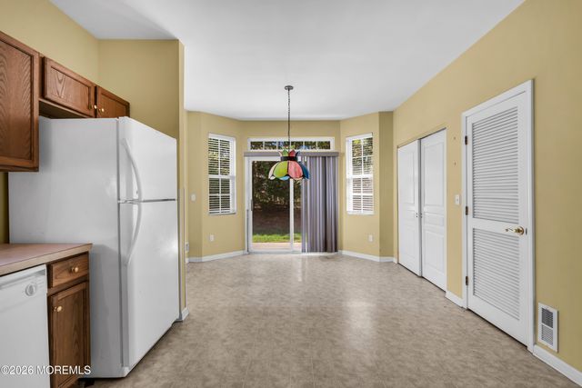 11 Lilly Drive, Little Egg Harbor, NJ 08087