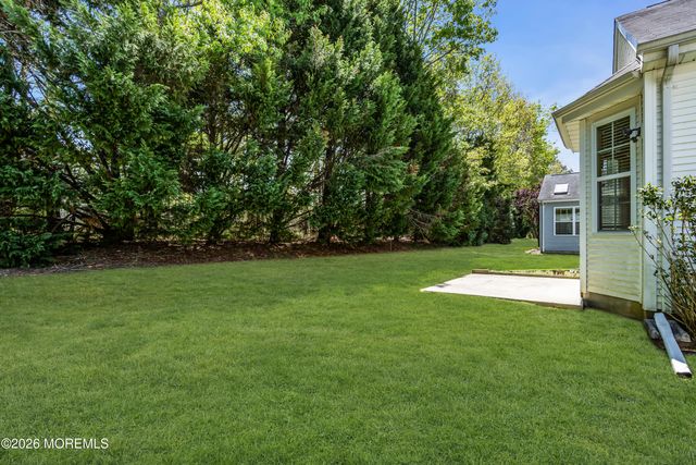11 Lilly Drive, Little Egg Harbor, NJ 08087