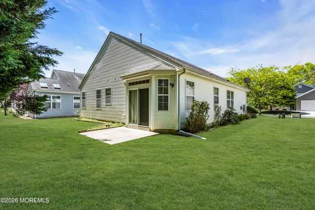 11 Lilly Drive, Little Egg Harbor, NJ 08087