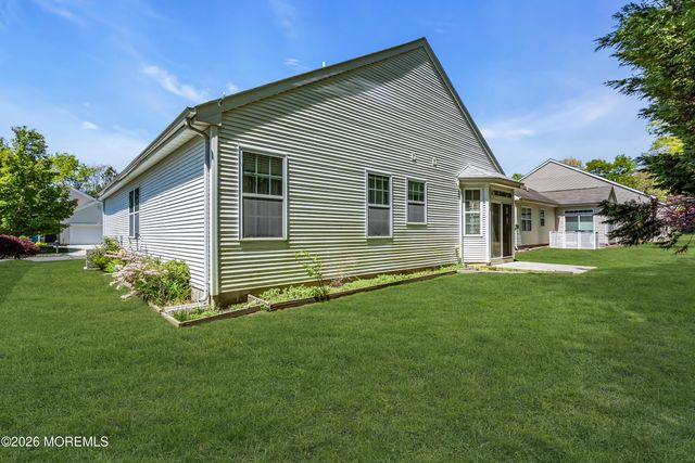 11 Lilly Drive, Little Egg Harbor, NJ 08087