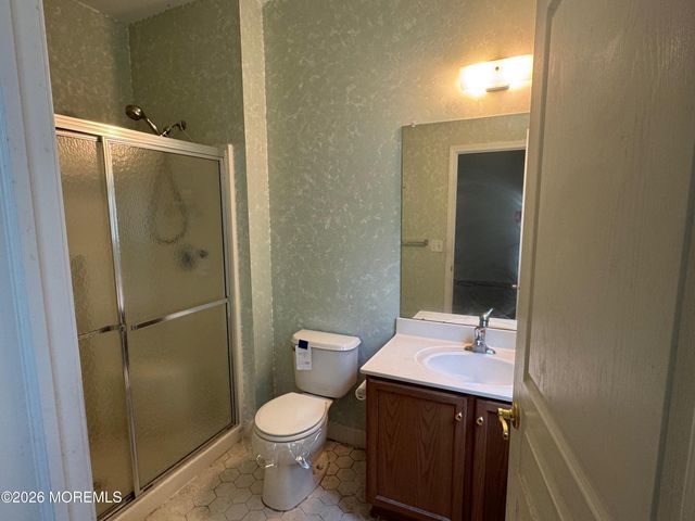 11 Lilly Drive, Little Egg Harbor, NJ 08087
