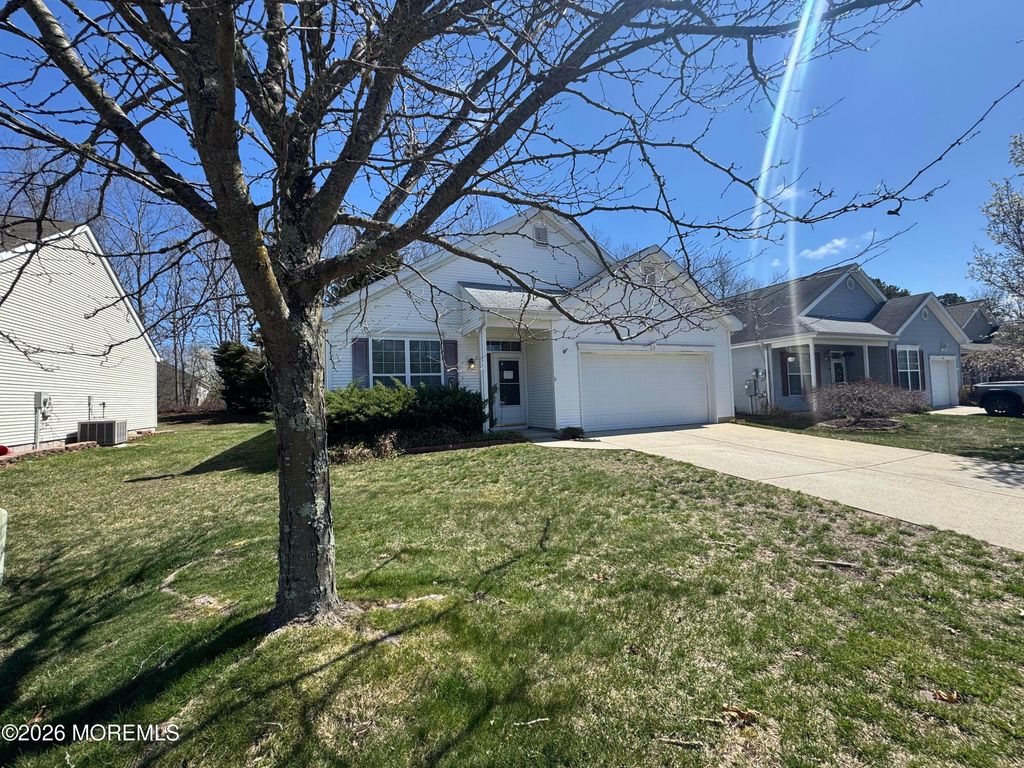 11 Lilly Drive, Little Egg Harbor, NJ 08087
