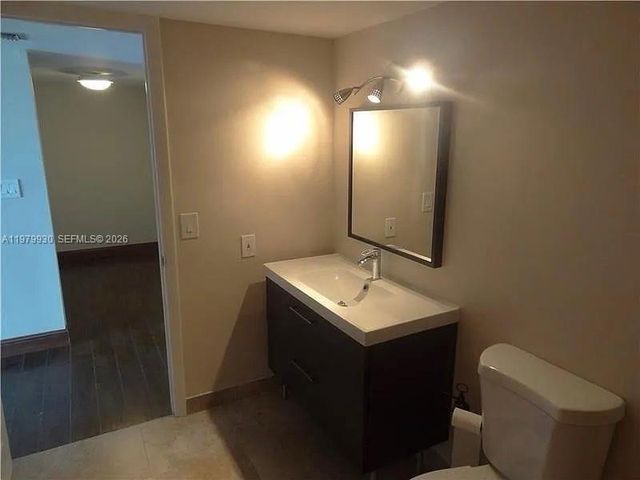 17500 N Bay Rd S403, Sunny Isles Beach, FL 33160