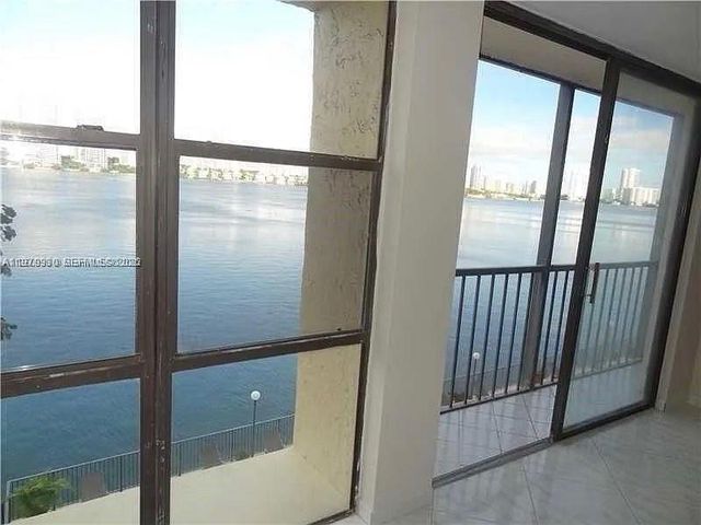 17500 N Bay Rd S403, Sunny Isles Beach, FL 33160