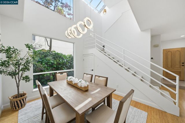 908 Vista Pointe Dr, San Ramon, CA 94582