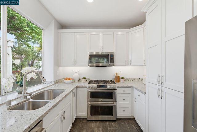 908 Vista Pointe Dr, San Ramon, CA 94582